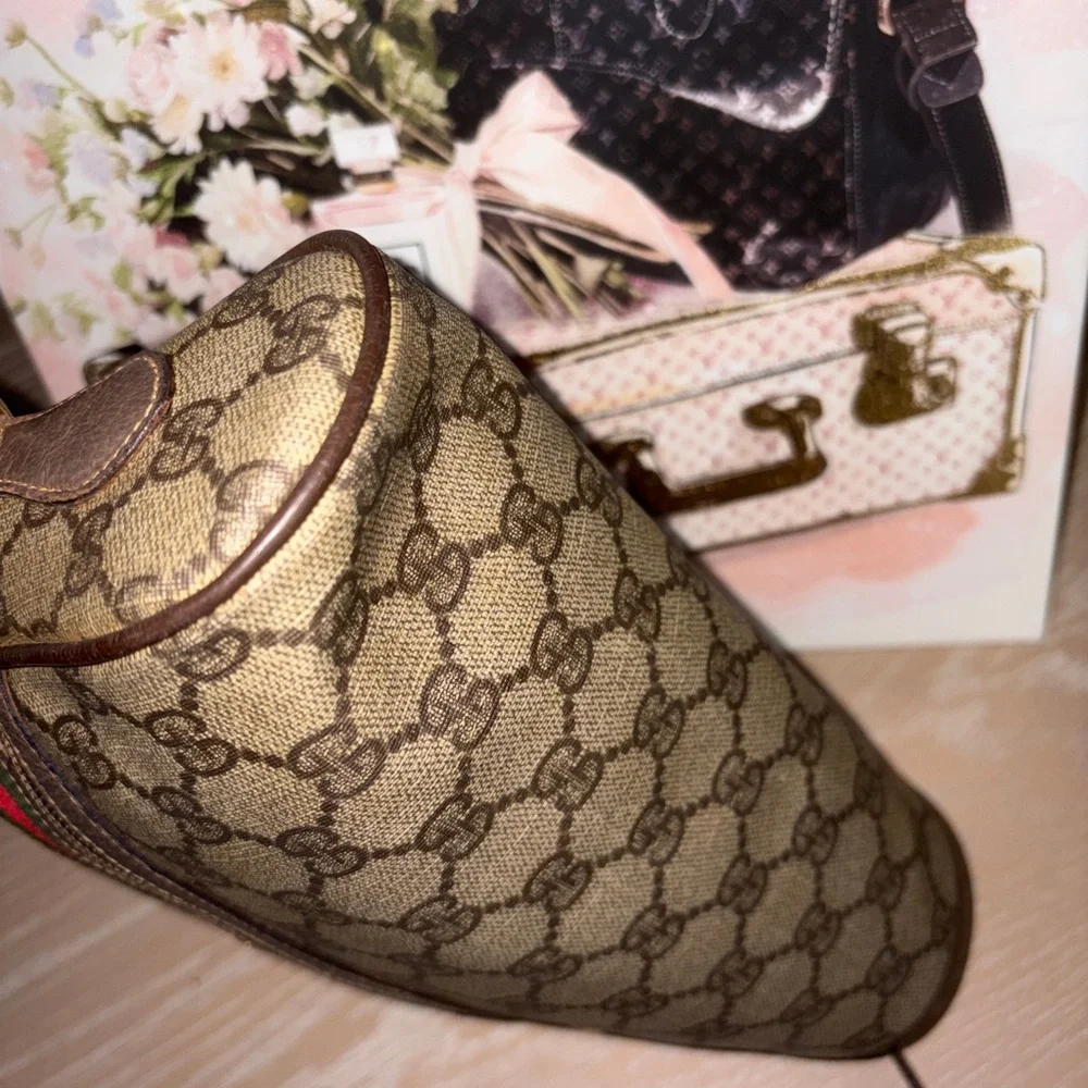 Gucci Vintage Brown and Tan Signature Logo Crossbody Bag EUC with Minor Interior - Picture 8 of 16